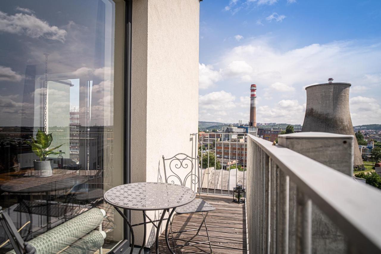 Zeppelin Studio With An Industrial View - Brno Διαμέρισμα Εξωτερικό φωτογραφία